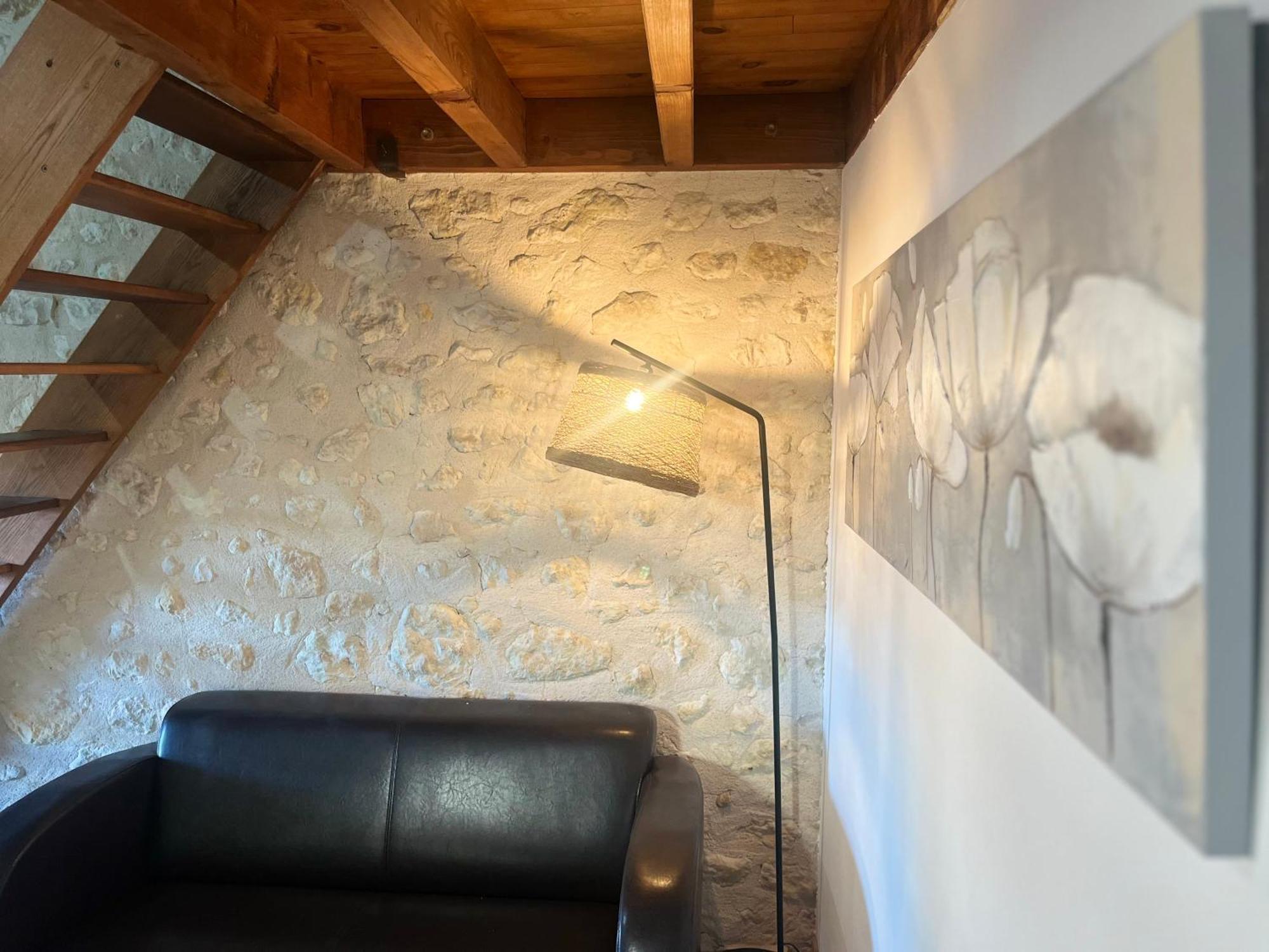 Le Petit Nancay Bed & Breakfast 4*